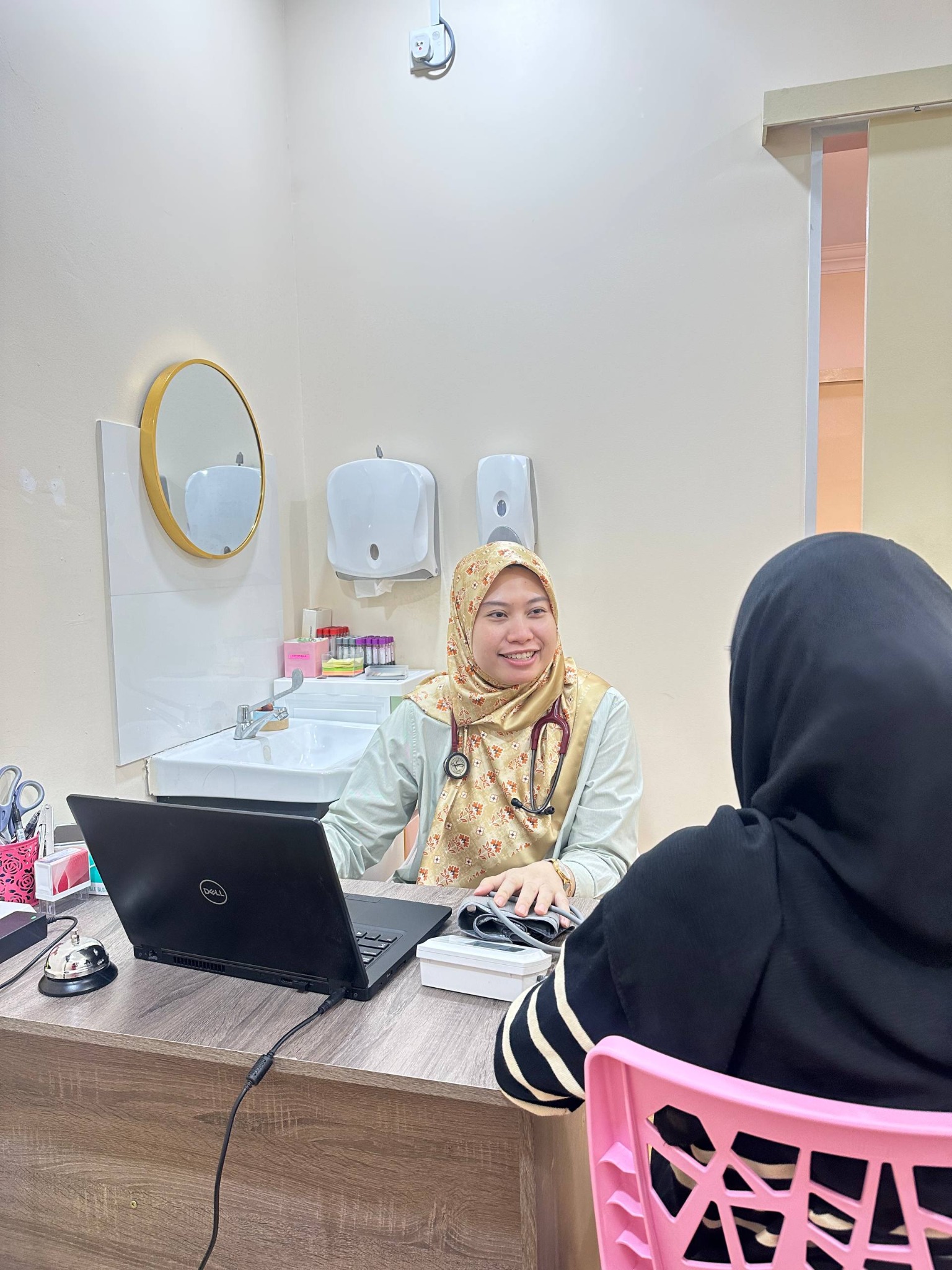 Suasana Klinik Dr Syuhada